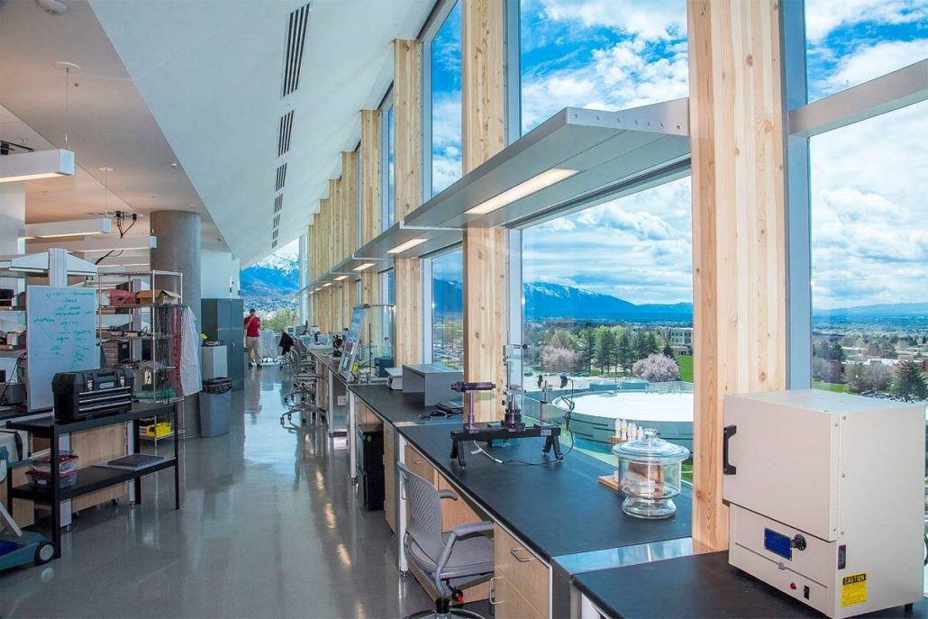 Cleanroom & Laboratories – Western Sheet Metal Inc.